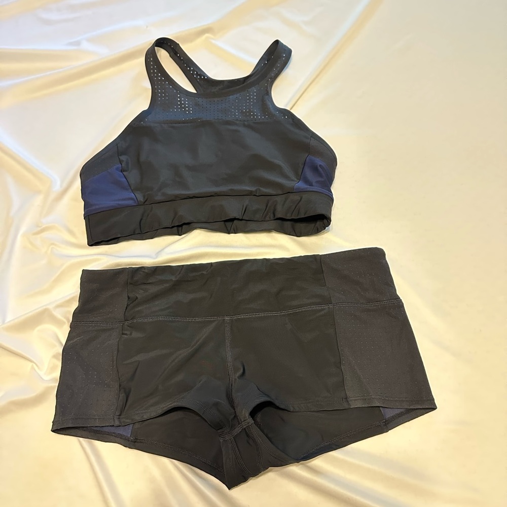 Athletic 2 piece athletic bathing suit